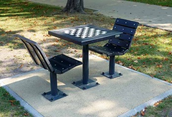 Installation d'une Table d'Échecs et d'une Table de Ping-Pong dans un Parc de Jarville.