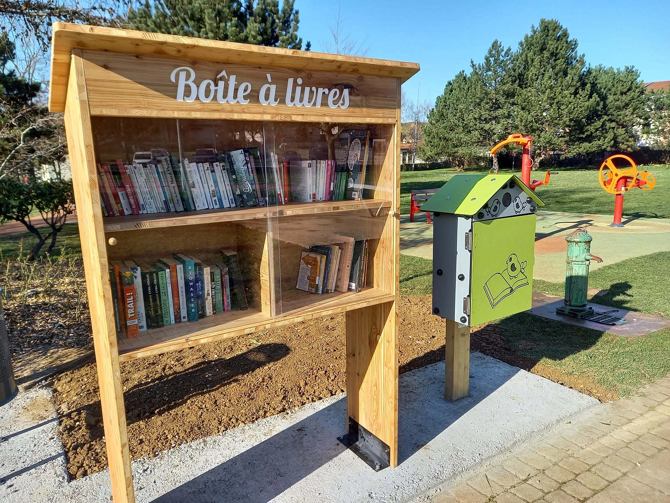 Image média: Installation de boîtes à livres